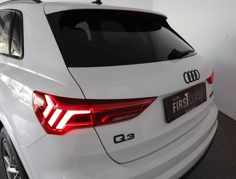 Audi Q3 e-tron 45 TFSI e S line exterieur