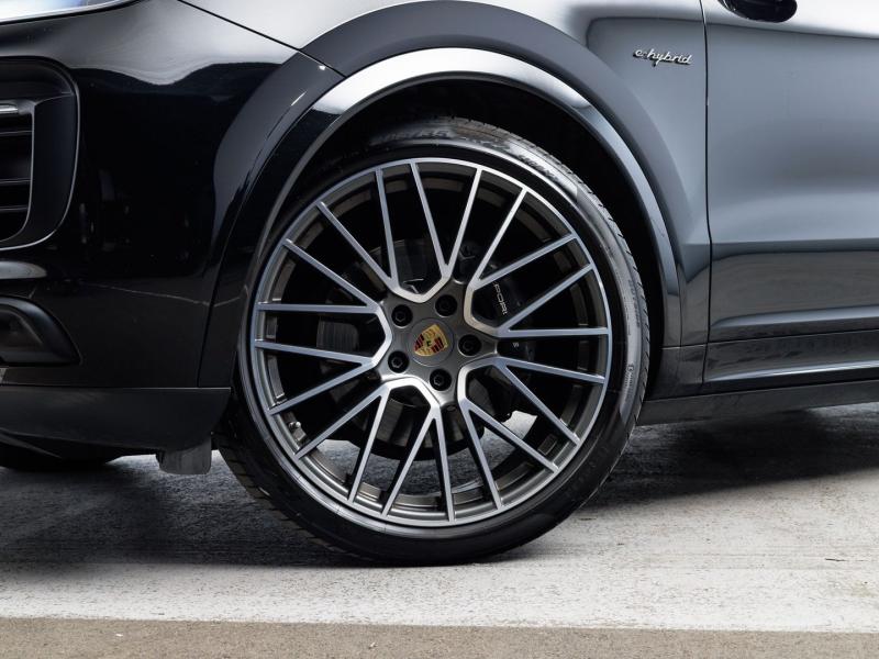 Porsche Cayenne E-Hybrid Coupé Platinum Edition