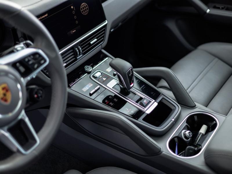 Porsche Cayenne E-Hybrid Coupé Platinum Edition