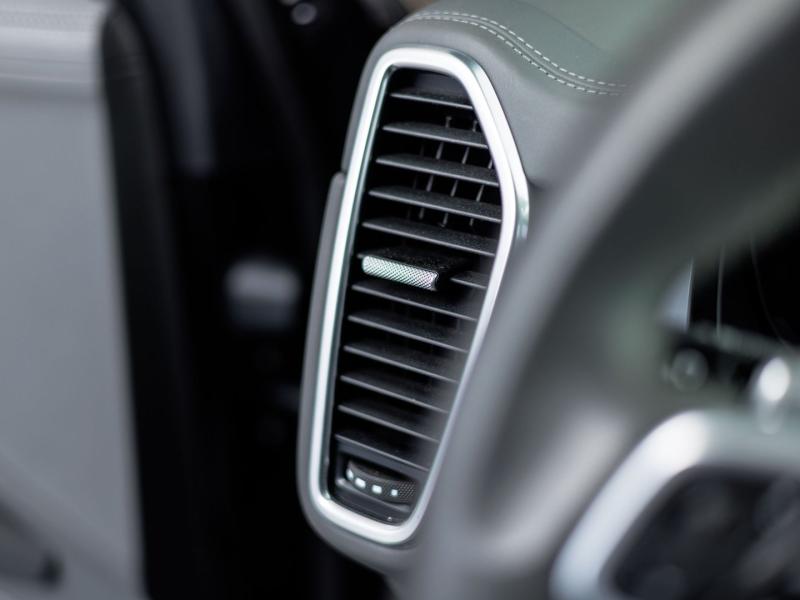 Porsche Cayenne E-Hybrid Coupé Platinum Edition