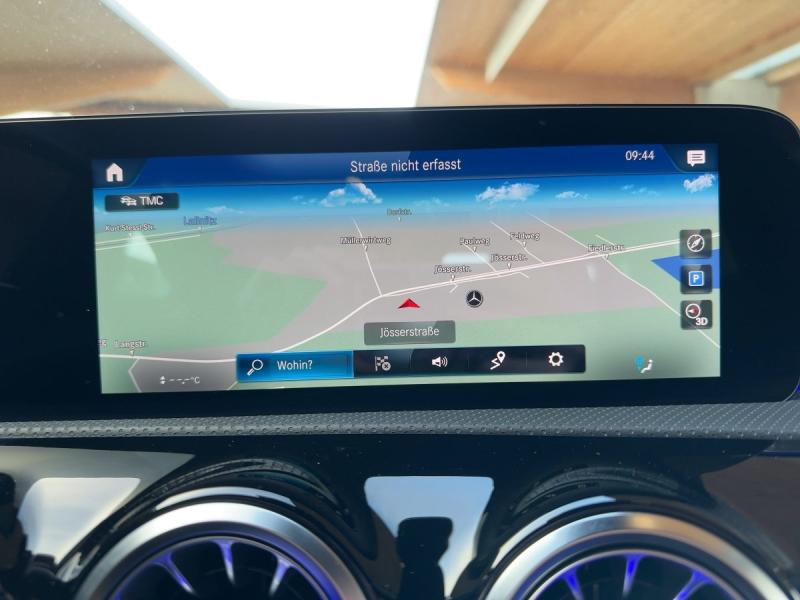 MERCEDES-BENZ CLA 220 d SB AMG-Line