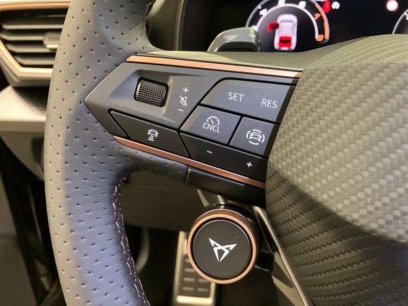 CUPRA Formentor e-HYBRID 204 PS DSG BlackEdit.