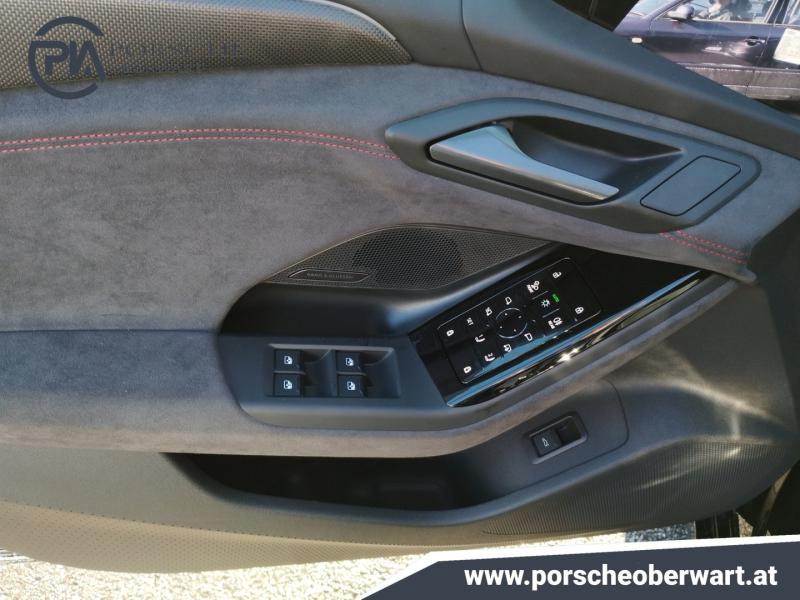 Audi S6 Avant e-tron