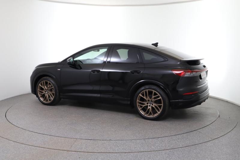 Audi Q4 Sportback 55 e-tron quattro business