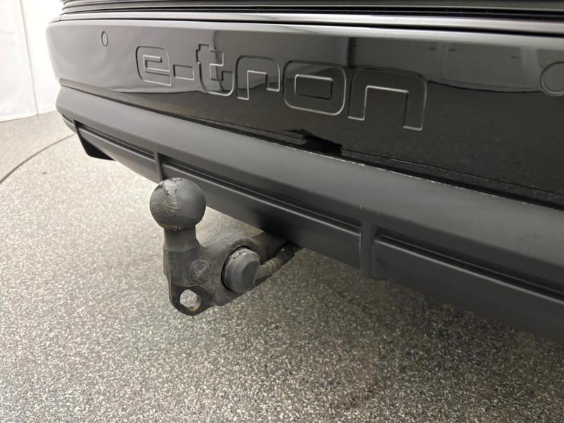 Audi Q4 Sportback 55 e-tron quattro business