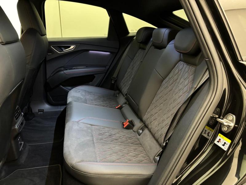 Audi Q4 Sportback 55 e-tron quattro business