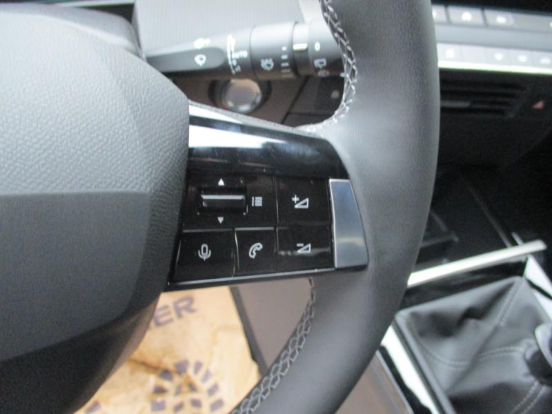 Opel ASTRA L 5T BED 1.2 130P