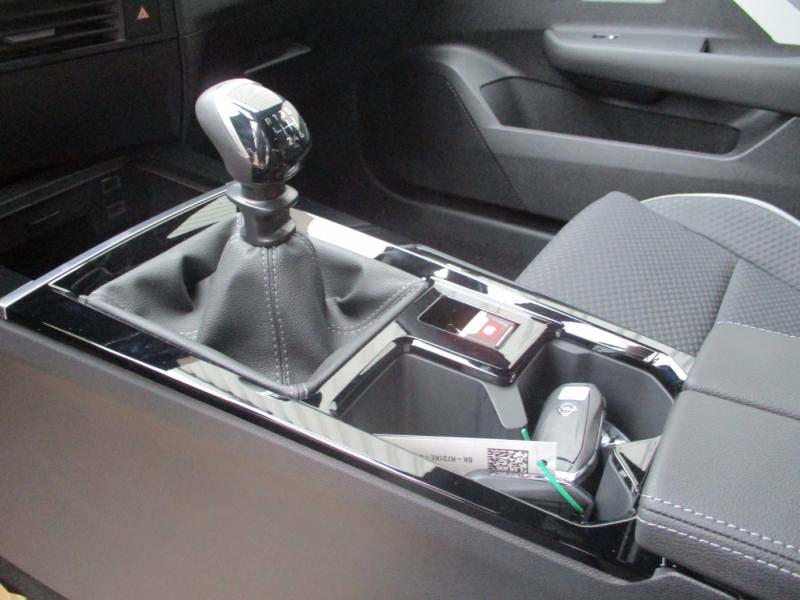 Opel ASTRA L 5T BED 1.2 130P