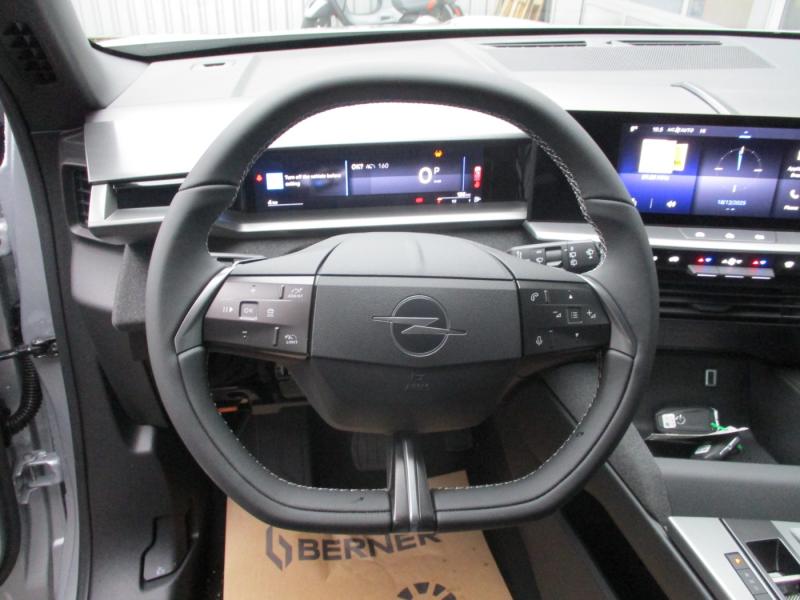 Opel GRANDLAND BED 1.2 DKG 145PS