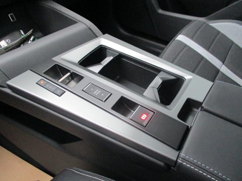 Opel GRANDLAND BED 1.2 DKG 145PS