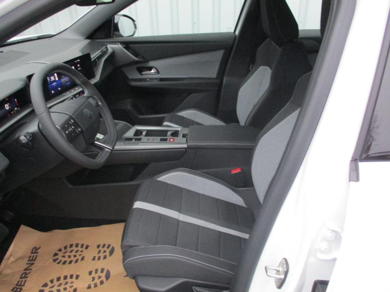 Opel GRANDLAND BED 1.2 DKG 145PS