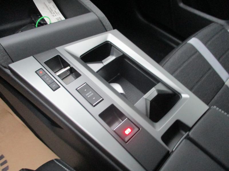 Opel GRANDLAND BED 1.2 DKG 145PS