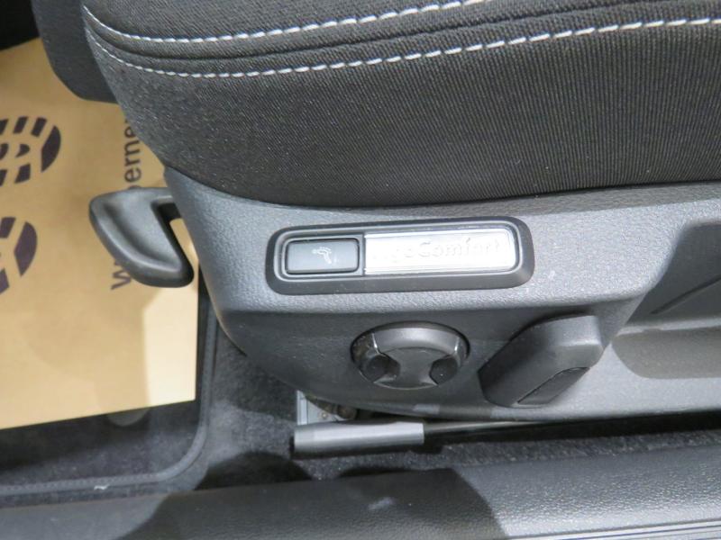 VW Passat Variant Business TDI SCR DSG