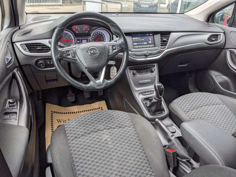 Opel Astra Edition ST 10