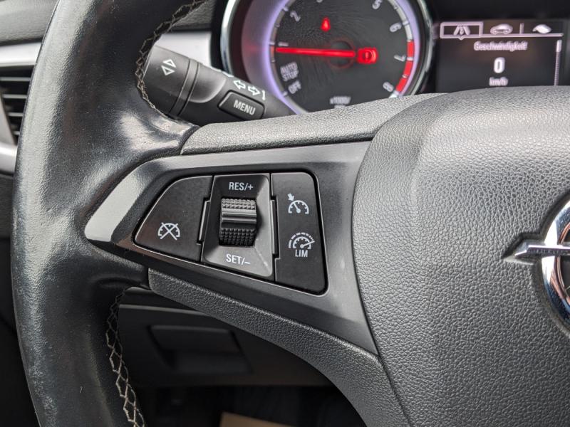 Opel Astra Edition ST 10