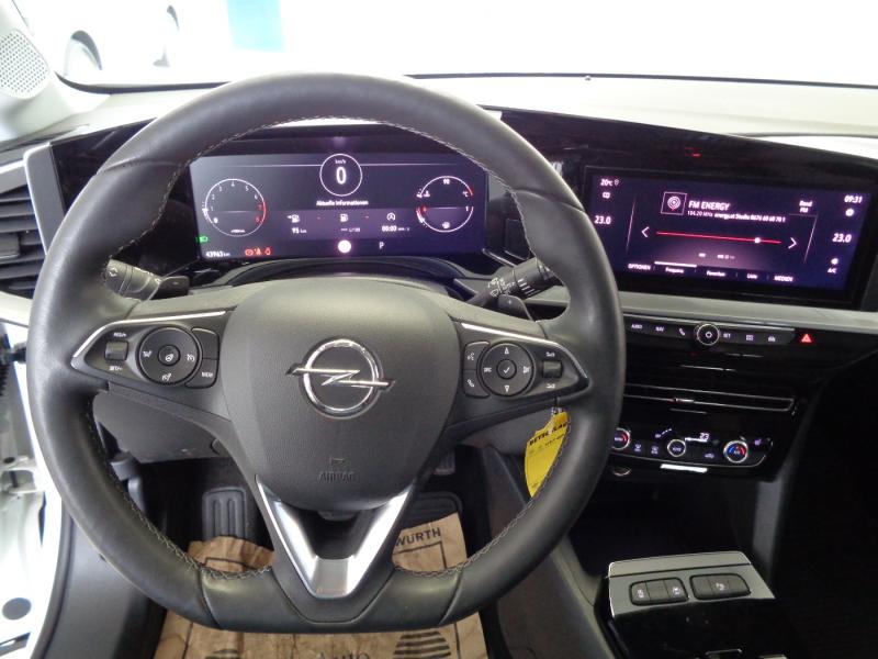 Opel MOKKA ELE 1.2 S/S AT8 130PS