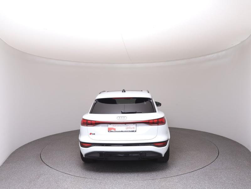 Audi Q6 e-tron quattro