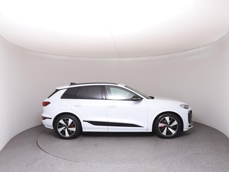 Audi Q6 e-tron quattro