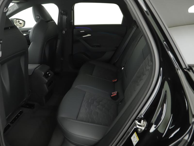 Audi A6 Avant e-tron quattro