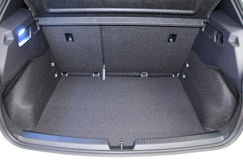 CUPRA Born X 60/63 150kW/204PS