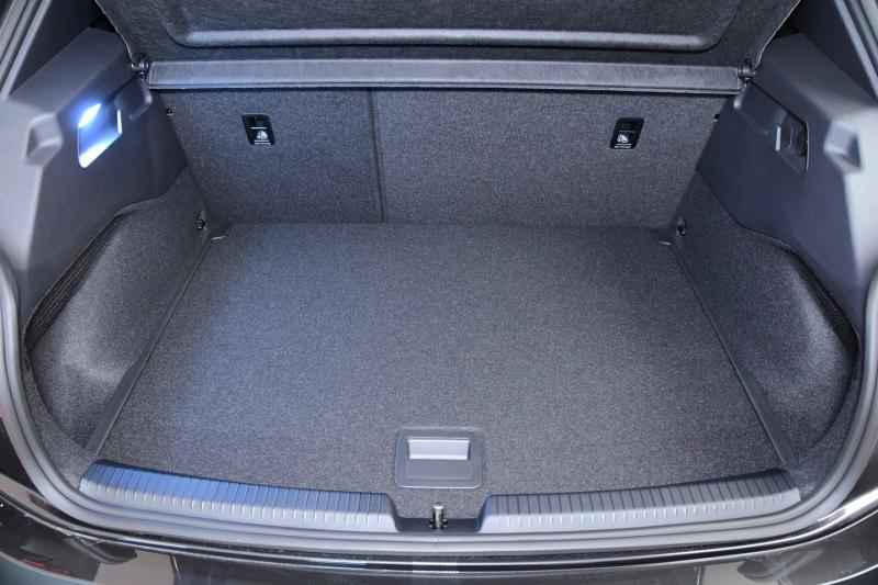 CUPRA Born X 60/63 150kW/204PS