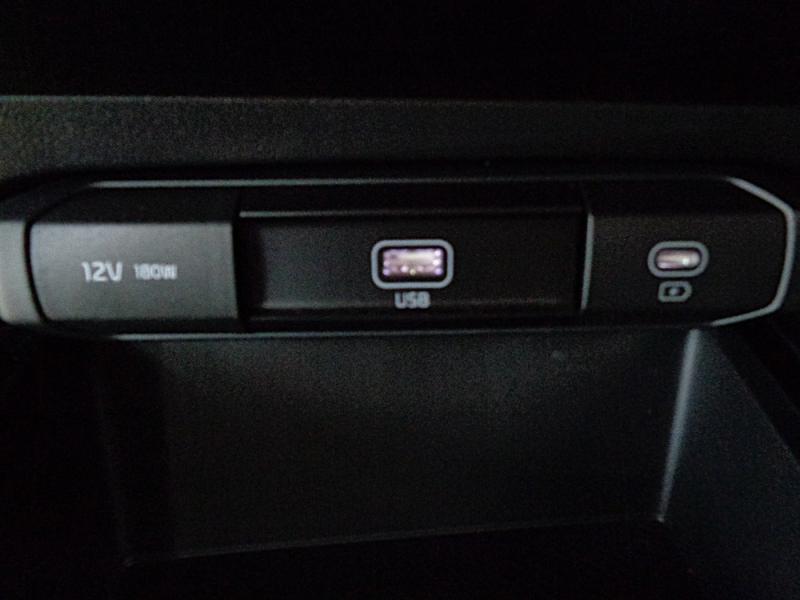 KIA NIRO/SILBER/1.6 GDI/DCT6/105PS