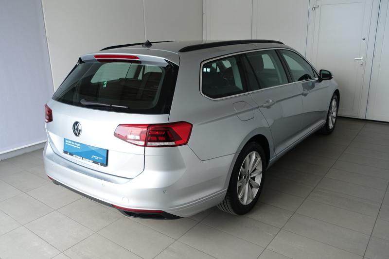 VW Passat Variant Business TDI 4MOTION DSG