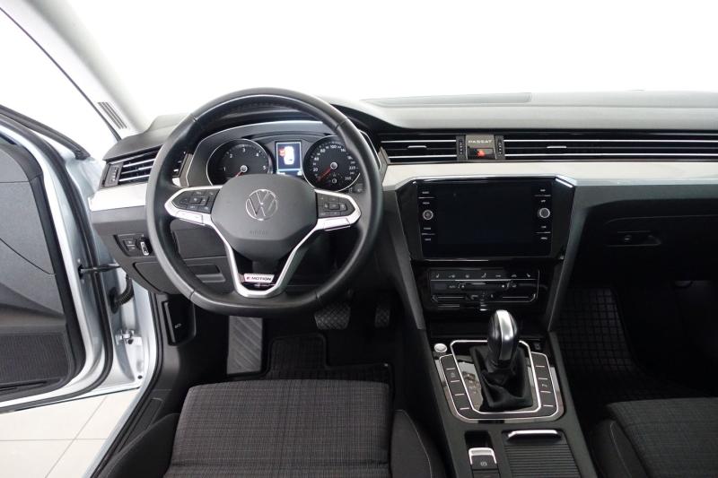 VW Passat Variant Business TDI 4MOTION DSG