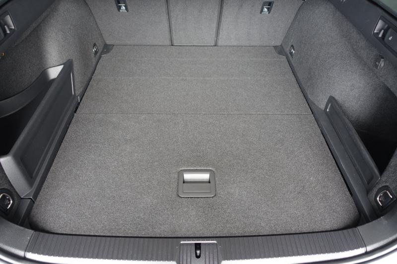 VW Passat Variant Business TDI 4MOTION DSG