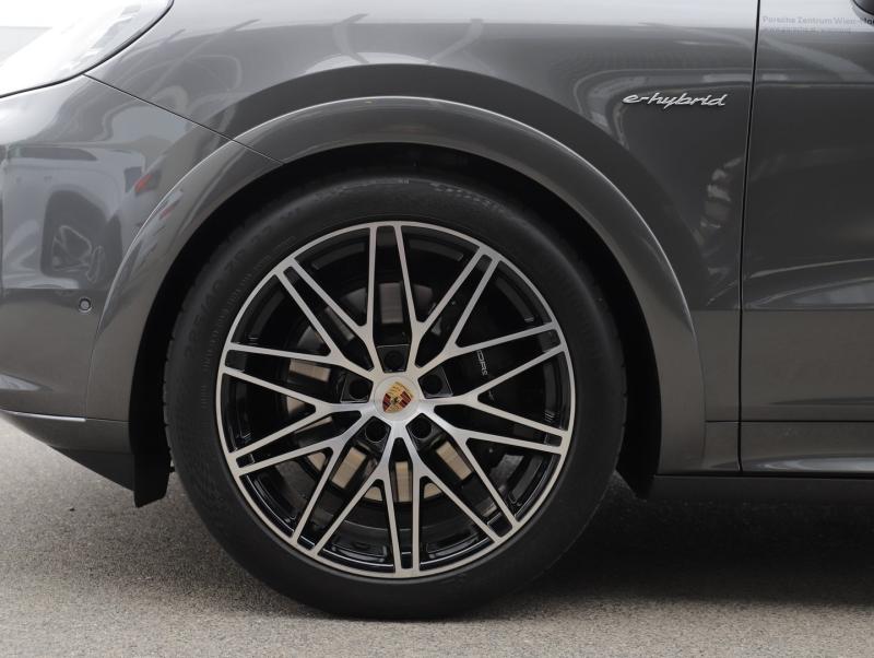 Porsche Cayenne E-Hybrid Coupé