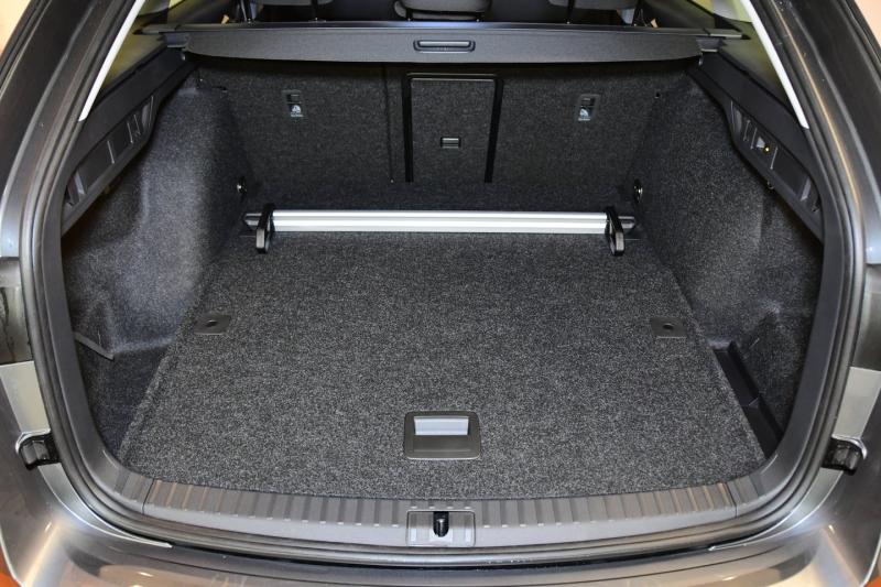 Škoda Octavia Combi Selection TDI DSG