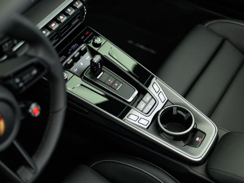 Porsche 911 Carrera Cabriolet