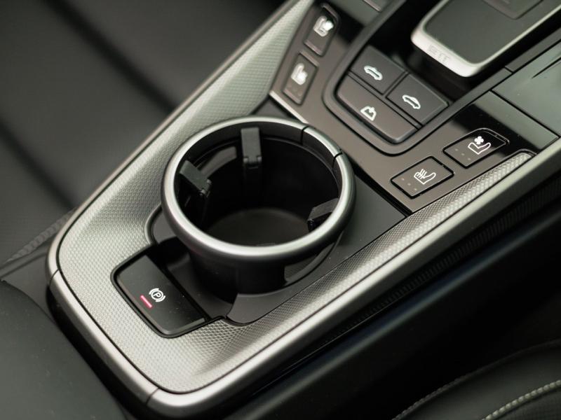 Porsche 911 Carrera Cabriolet