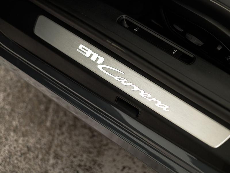 Porsche 911 Carrera Cabriolet