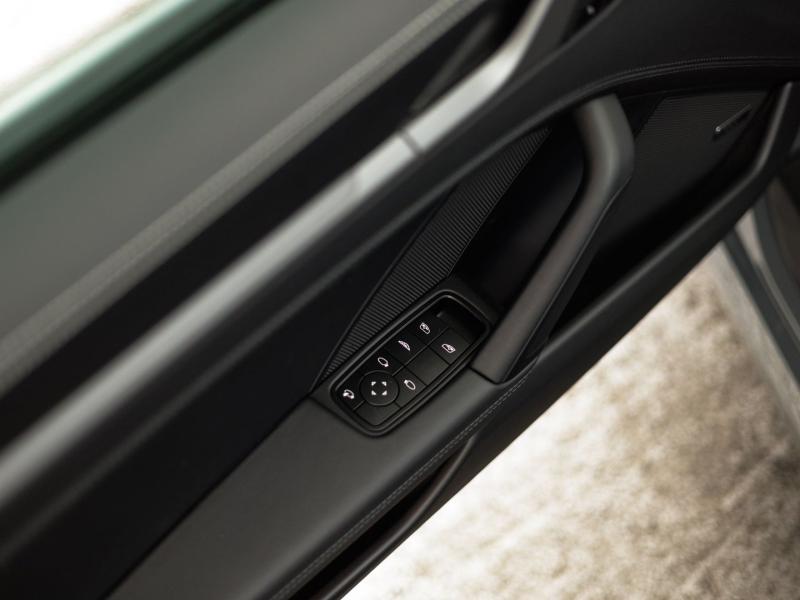 Porsche 911 Carrera Cabriolet