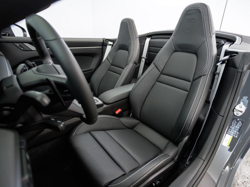 Porsche 911 Carrera Cabriolet