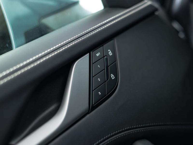 Porsche 911 Carrera Cabriolet