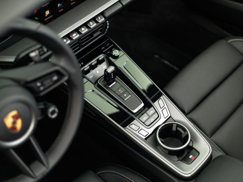 Porsche 911 Carrera Cabriolet