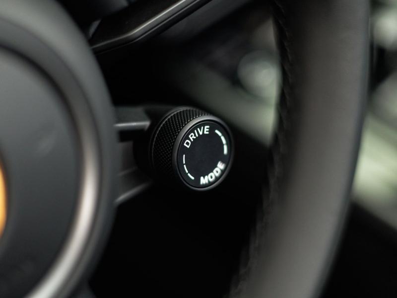 Porsche 911 Carrera Cabriolet