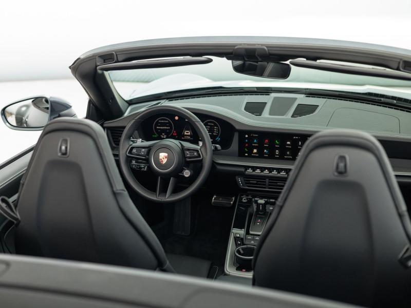 Porsche 911 Carrera Cabriolet