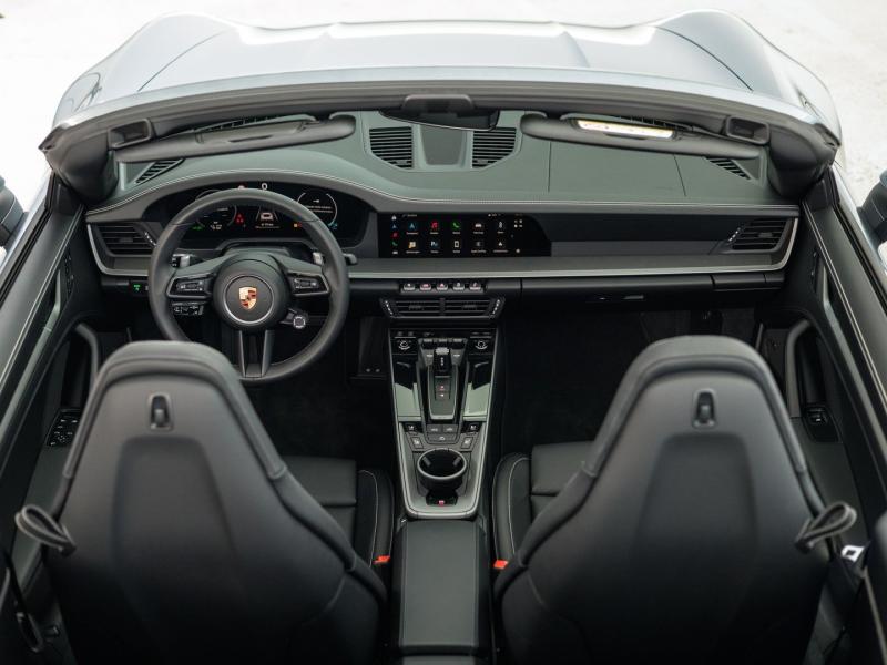 Porsche 911 Carrera Cabriolet