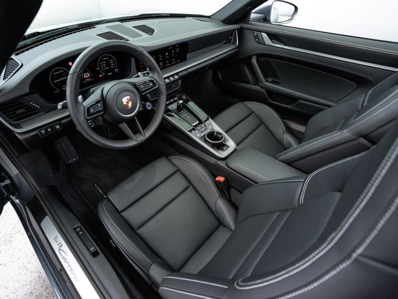 Porsche 911 Carrera Cabriolet