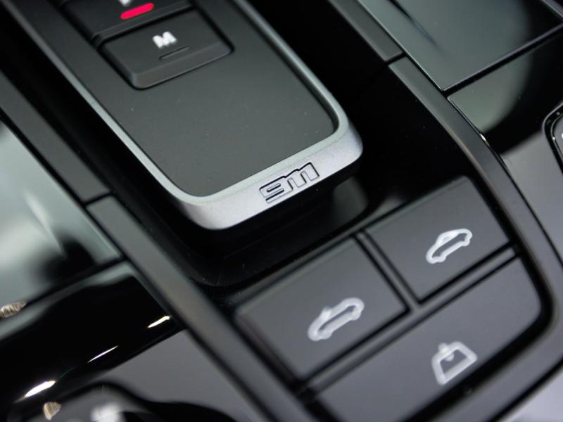 Porsche 911 Carrera Cabriolet