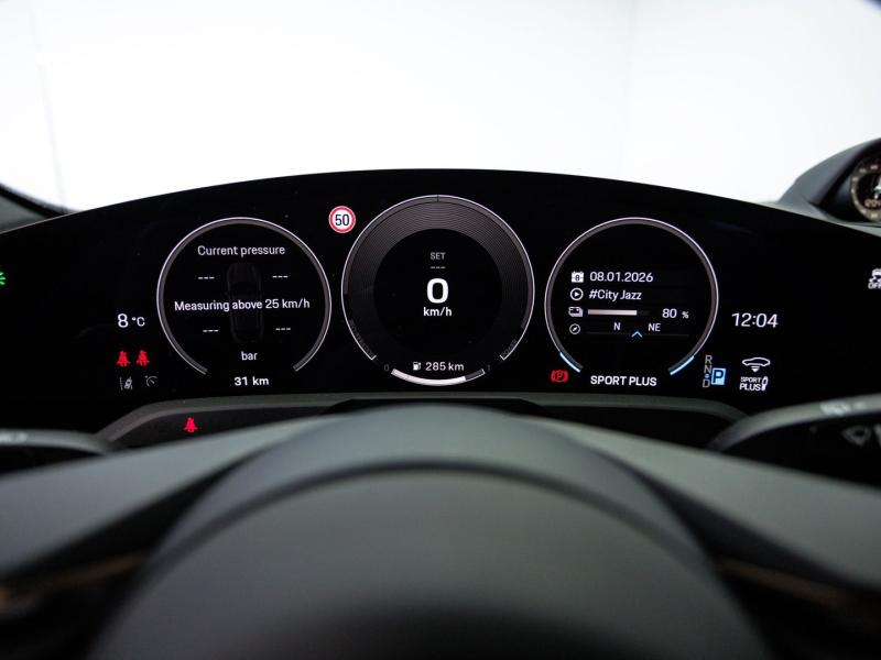 Porsche Taycan 4 Cross Turismo