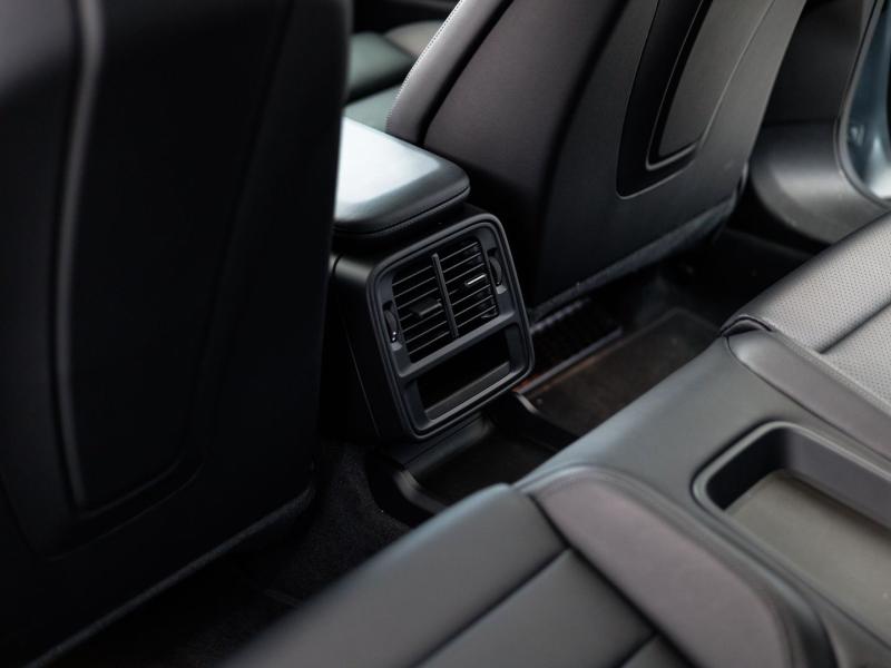 Porsche Taycan 4 Cross Turismo