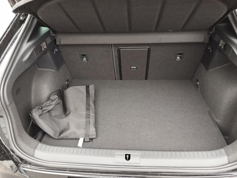 CUPRA Formentor e-HYBRID 204 PS DSG BlackEdit.