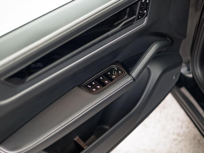 Porsche Cayenne S E-Hybrid