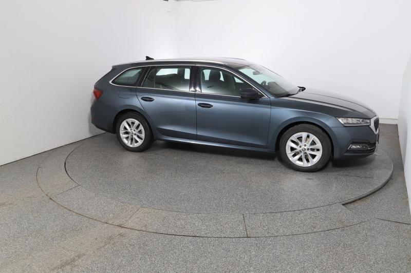 Škoda OCTAVIA Combi Premium TSI