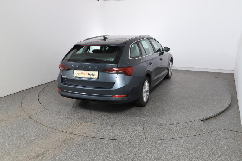Škoda OCTAVIA Combi Premium TSI