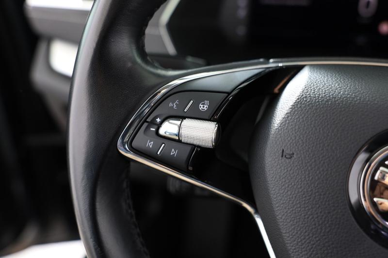 Škoda OCTAVIA Combi Premium TSI